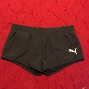 Puma shorts black with pockets and drawstring